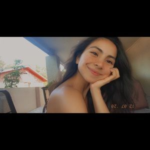 Meet your Posher, Valerie